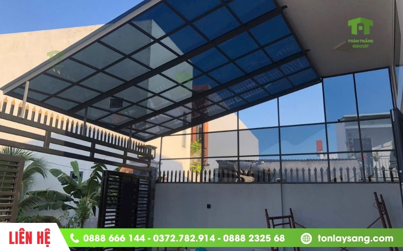 tấm lợp lấy sáng polycarbonate